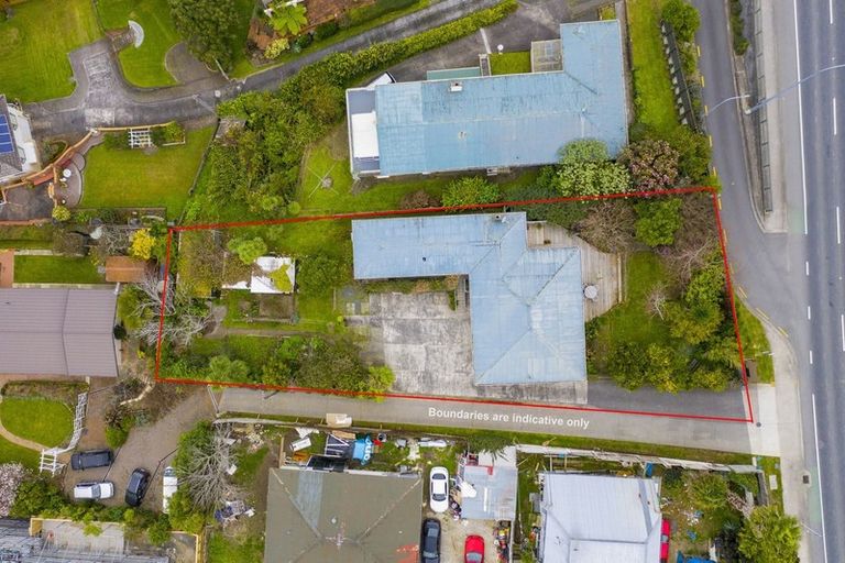 Photo of property in 545 Glenfield Road, Glenfield, Auckland, 0629