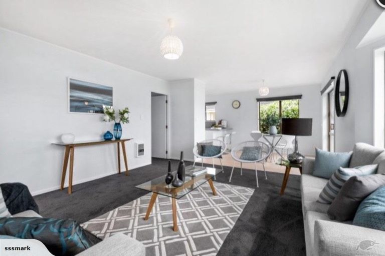 Photo of property in 47a Hatton Road, Orewa, 0931