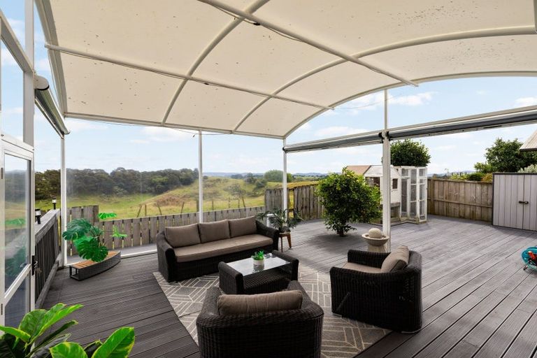 Photo of property in 26 Highgrove Drive, Grandview Heights, Hamilton, 3200