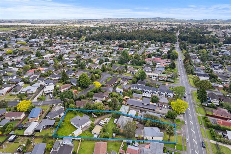 Photo of property in 433 Great South Road, Opaheke, Papakura, 2113