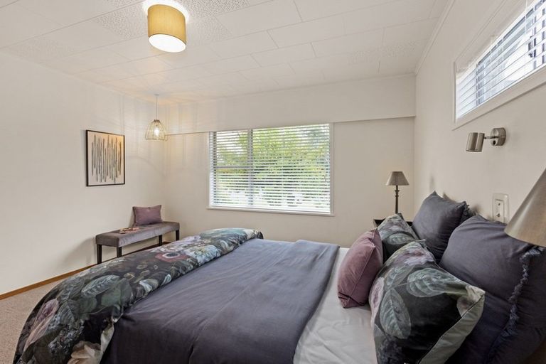 Photo of property in 8 Durham Drive, Havelock North, 4130