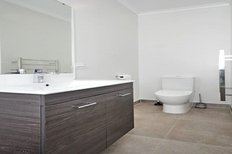 Photo of property in 13 Tuatua Road, Hobsonville, Auckland, 0616