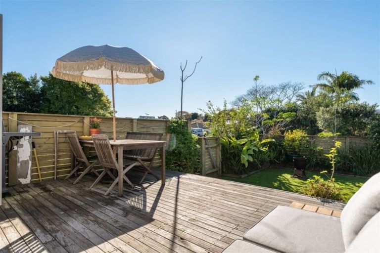 Photo of property in 8a Riverton Road, Mount Maunganui, 3116