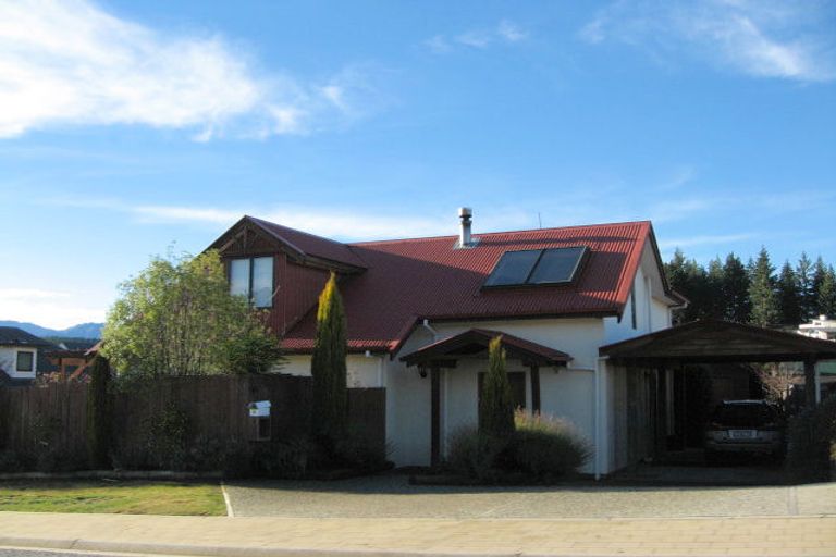 Photo of property in 4 Scaife Place, Wanaka, 9305