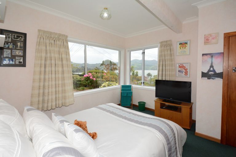 Photo of property in 17 Roebuck Rise, Broad Bay, Dunedin, 9014