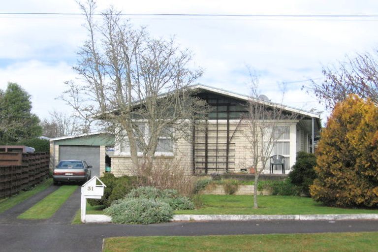 Photo of property in 31 English Street, St Andrews, Hamilton, 3200