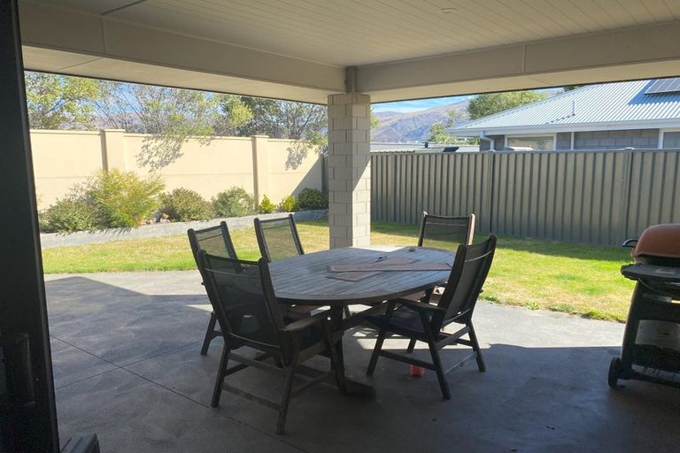 Photo of property in 4 Caledonian Place, Cromwell, 9310