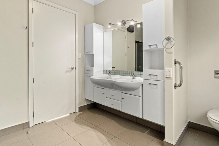 Photo of property in 118 Capamagian Drive, Athenree, Katikati, 3177