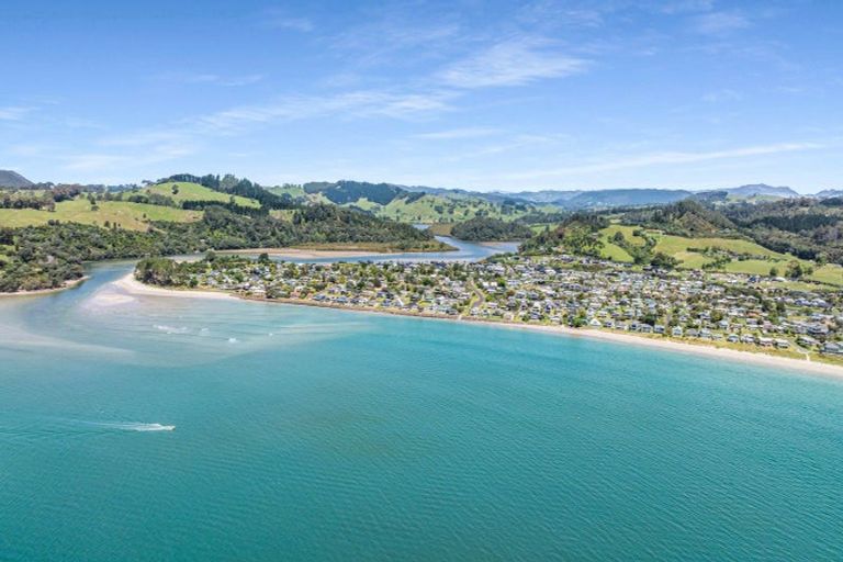 Photo of property in 137 Captain Cook Road, Cooks Beach, Whitianga, 3591