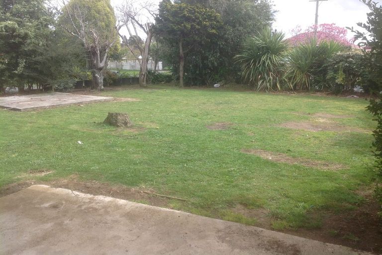 Photo of property in 25 Myers Road, Manurewa East, Auckland, 2102