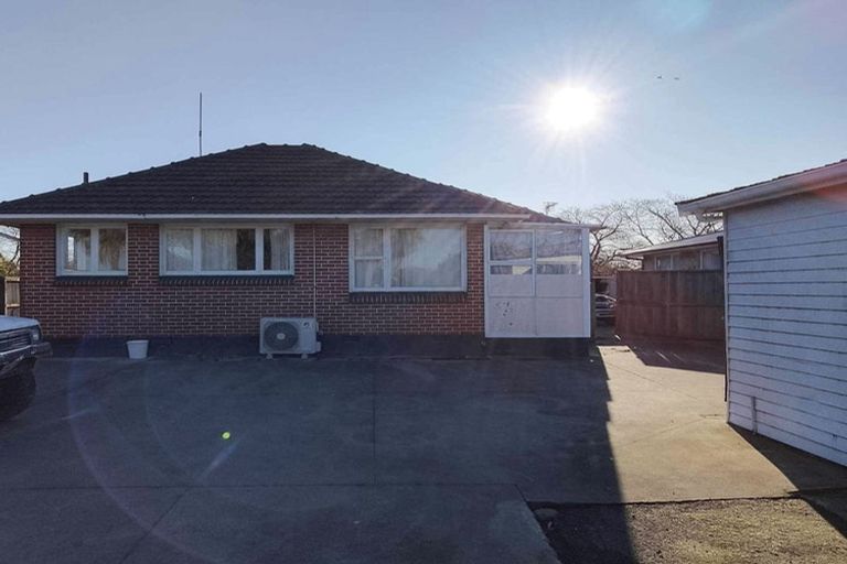 Photo of property in 161 Springs Road, Hornby, Christchurch, 8042
