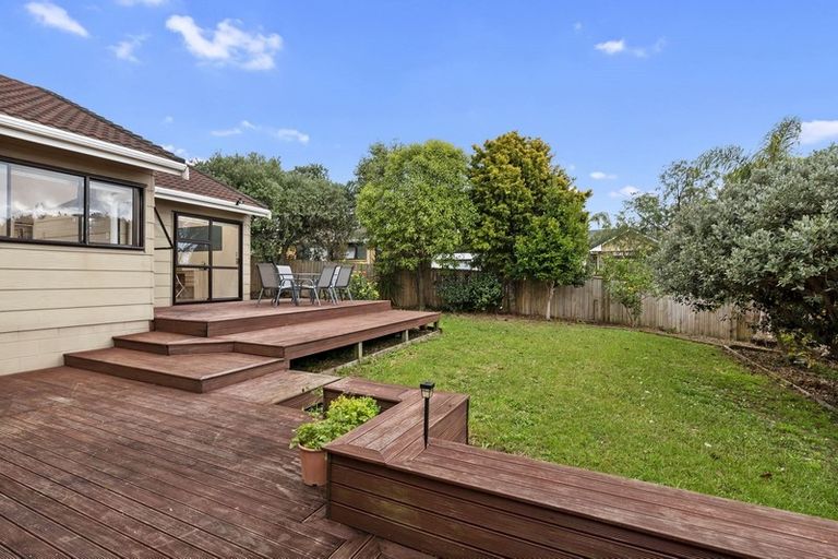 Photo of property in 29 Kennedy Avenue, Forrest Hill, Auckland, 0620
