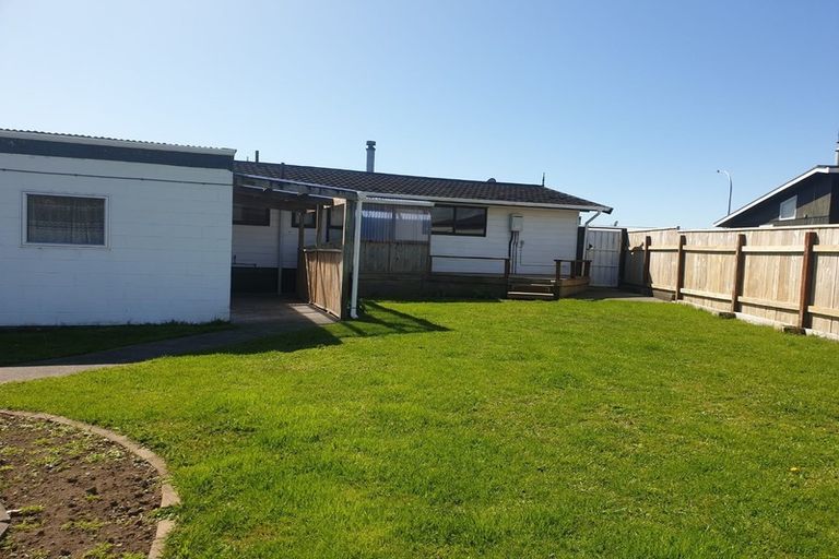 Photo of property in 47 Gardenia Avenue, Bell Block, New Plymouth, 4312