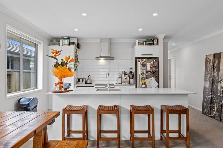 Photo of property in 49 Hills View Drive, Papamoa, 3118