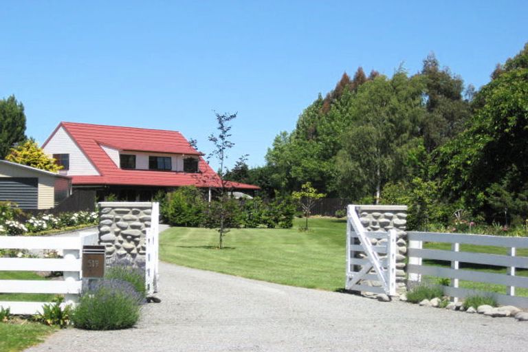 Photo of property in 519 Avonhead Road, Avonhead, Christchurch, 8042