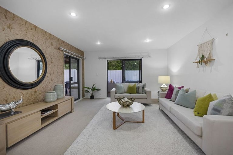 Photo of property in 209a Forrest Hill Road, Forrest Hill, Auckland, 0620