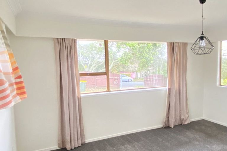 Photo of property in 81 Weatherly Road, Torbay, Auckland, 0630