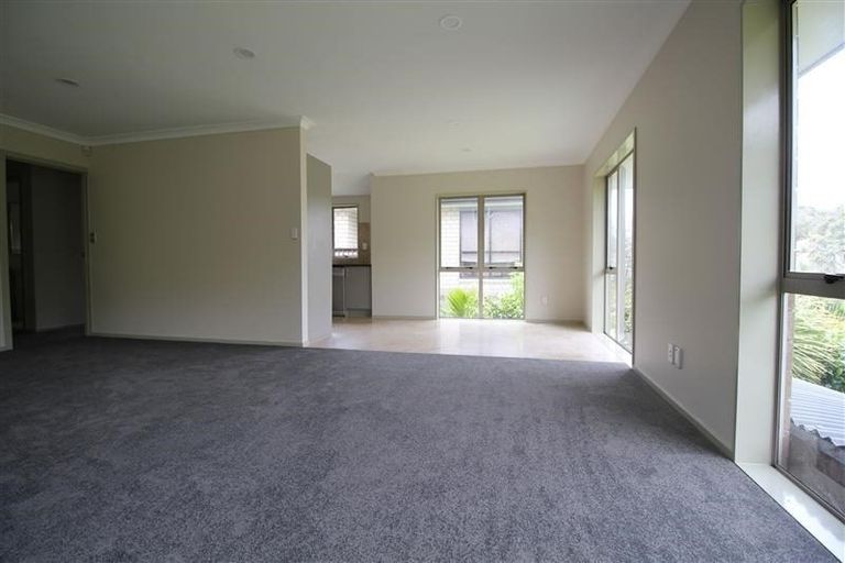 Photo of property in 56 Sherrybrooke Place, Sunnyvale, Auckland, 0612