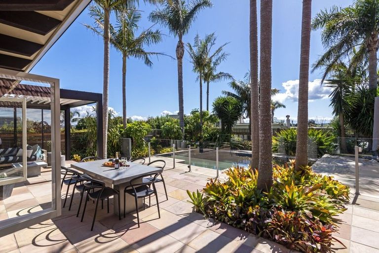 Photo of property in 14 Lynton Road, Bucklands Beach, Auckland, 2012