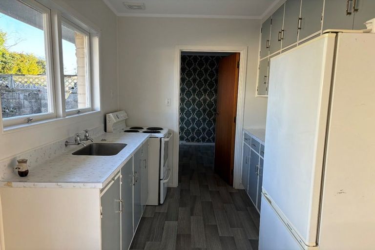 Photo of property in 1/32 Park Estate Road, Rosehill, Papakura, 2113