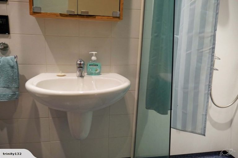 Photo of property in Qba Apartments, 2s/51 Webb Street, Mount Cook, Wellington, 6011