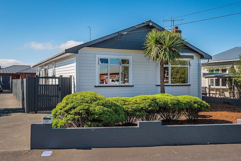 Photo of property in 25 Cranley Street, Musselburgh, Dunedin, 9013