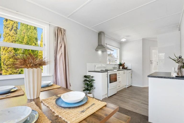 Photo of property in 59 Martin Street, Utuhina, Rotorua, 3015