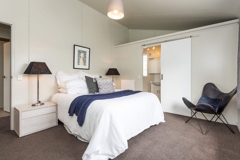 Photo of property in 652b Barbadoes Street, Edgeware, Christchurch, 8013