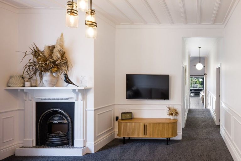 Photo of property in 42 Abbotsford Street, Whitiora, Hamilton, 3200