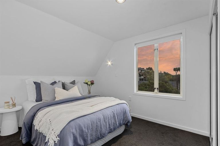 Photo of property in 239 Cannon Hill Crescent, Mount Pleasant, Christchurch, 8081