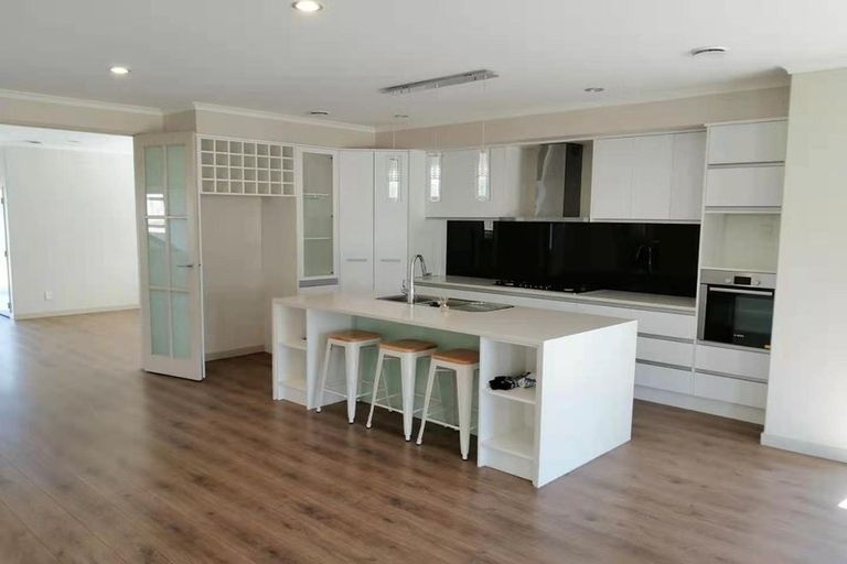 Photo of property in 10 Kildare Road, Flat Bush, Auckland, 2019