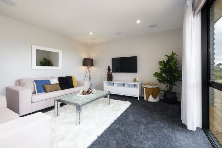 Photo of property in 25 Jonah Lomu Drive, Paerata, Drury, 2124