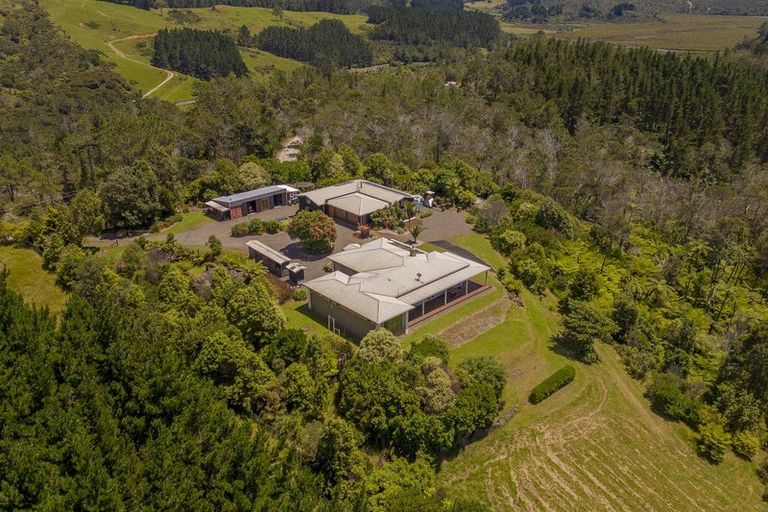 Photo of property in 92 Comers Road, Kaimarama, Whitianga, 3591