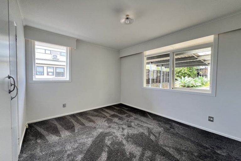 Photo of property in 4 Elliott Avenue, Bayview, Auckland, 0629