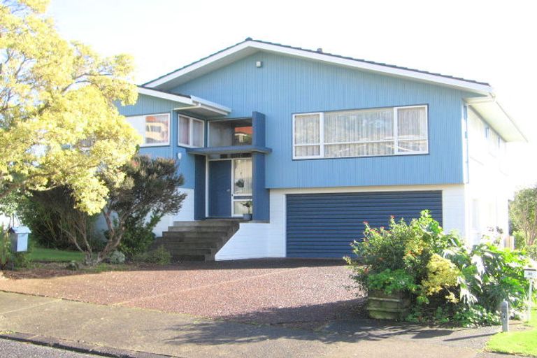 Photo of property in 28 Galaxy Drive, Mairangi Bay, Auckland, 0630