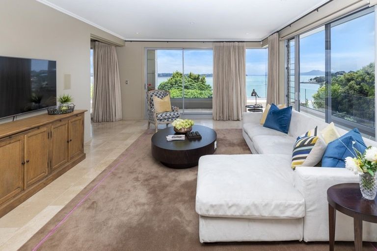 Photo of property in 5 Te Akau Crescent, Bucklands Beach, Auckland, 2012