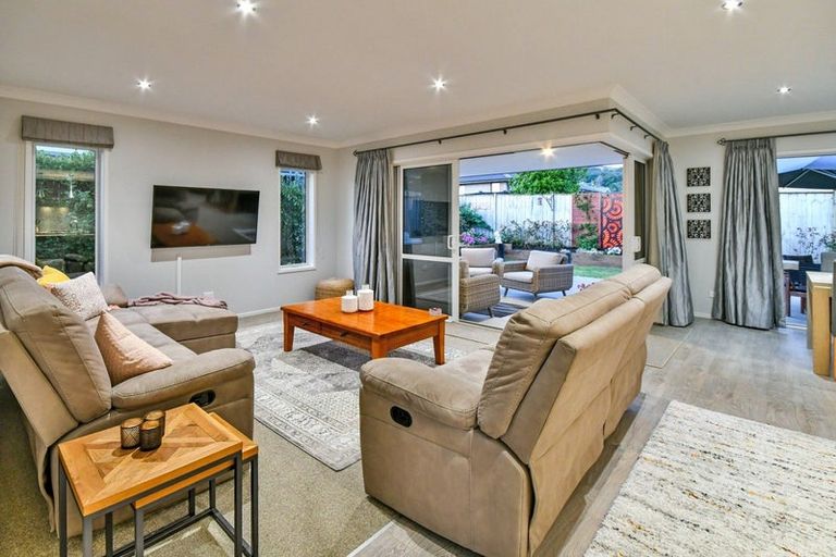 Photo of property in 126 Hillpark Drive, Pokeno, 2402