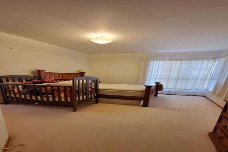 Photo of property in 34 Oliver Road, Eastern Beach, Auckland, 2012