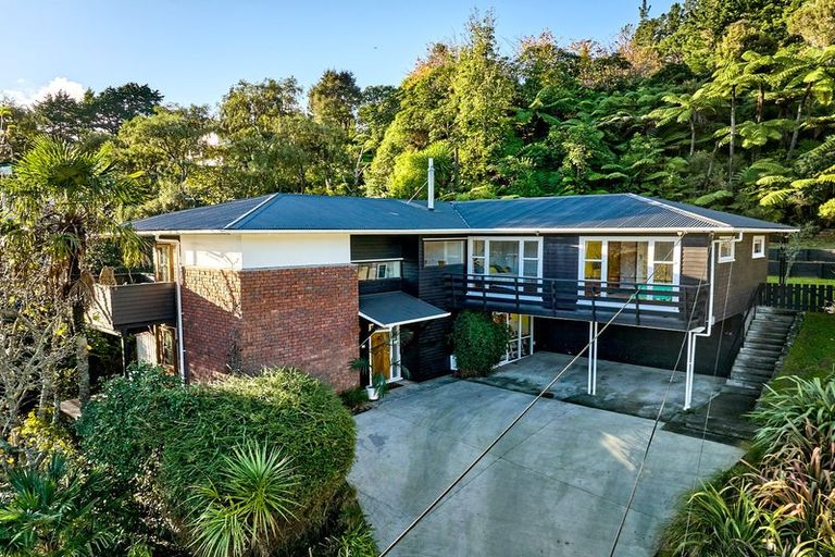 Photo of property in 33 Kairimu Street, Stokes Valley, Lower Hutt, 5019