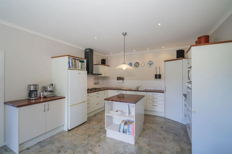 Photo of property in 49 Tarapatiki Drive, Whitianga, 3510