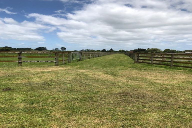 Photo of property in 695 Grasslands Drive, Cambridge, 3493