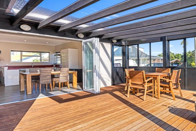 Photo of property in 4 Iwiroa Terrace, Durie Hill, Whanganui, 4500