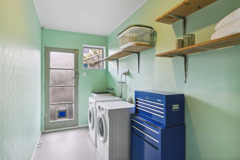 Photo of property in 53 Lomita Road, Johnsonville, Wellington, 6037