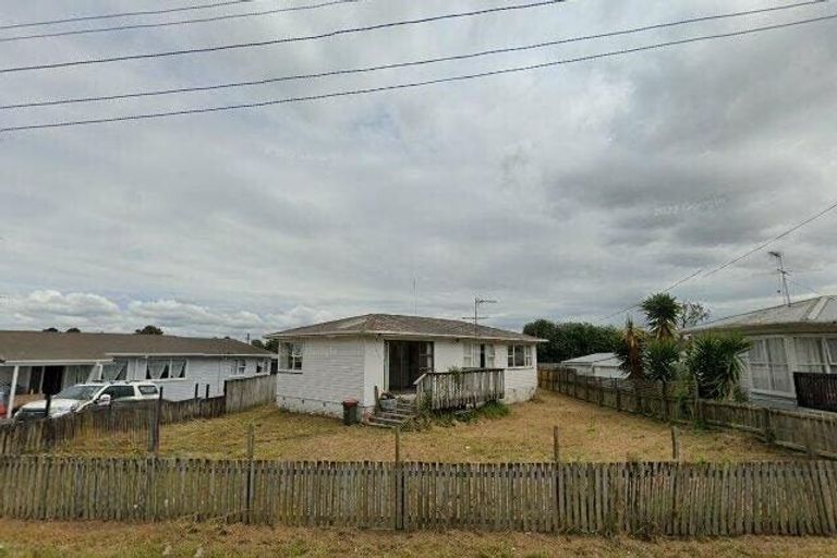 Photo of property in 76 Cargill Street, Papakura, 2110