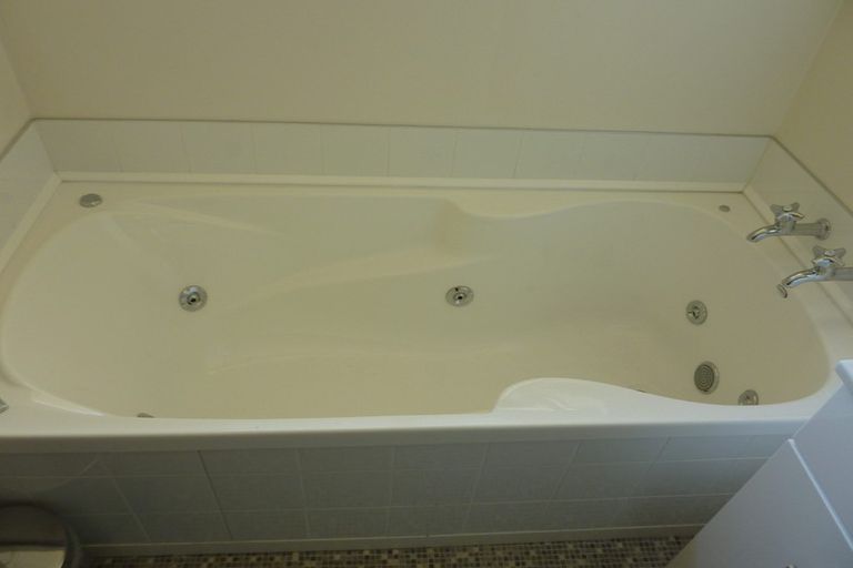 Photo of property in 36a Middleton Road, Upper Riccarton, Christchurch, 8041