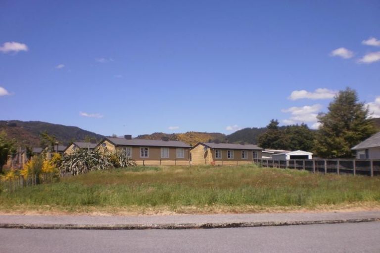 Photo of property in 23 Plaskett Street, Reefton, 7830