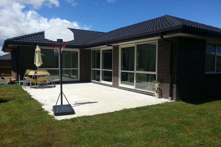 Photo of property in 28 Trauzer Place, Flagstaff, Hamilton, 3210