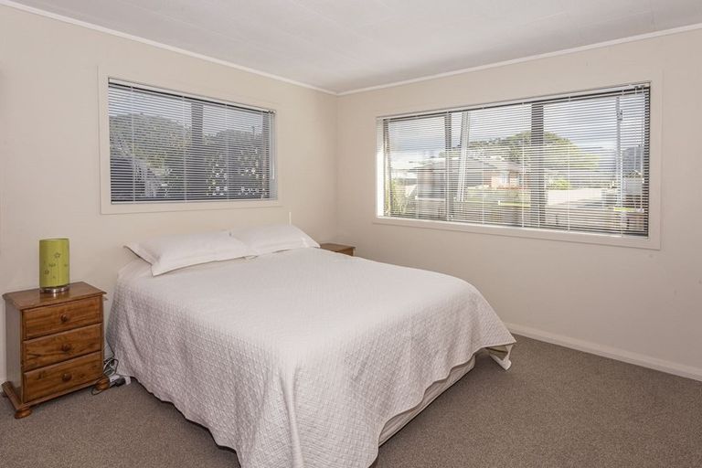 Photo of property in 1-2/8a Lilian Street, Te Kamo, Whangarei, 0112