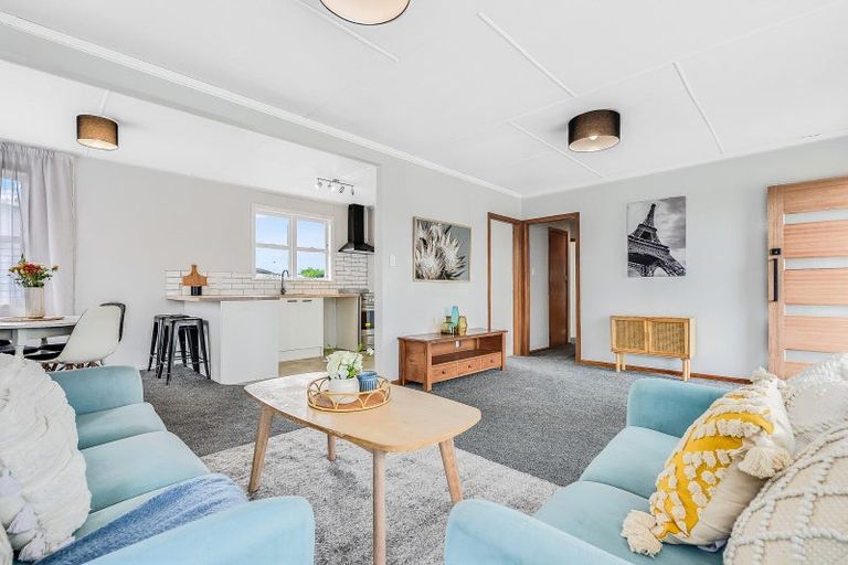 Photo of property in 5 Cricket Place, Melville, Hamilton, 3206