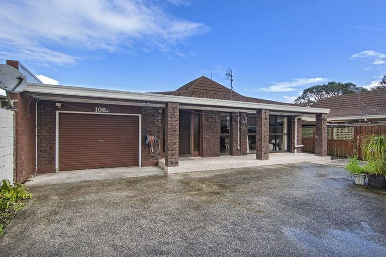 Photo of property in 106 Hatea Drive, Regent, Whangarei, 0112